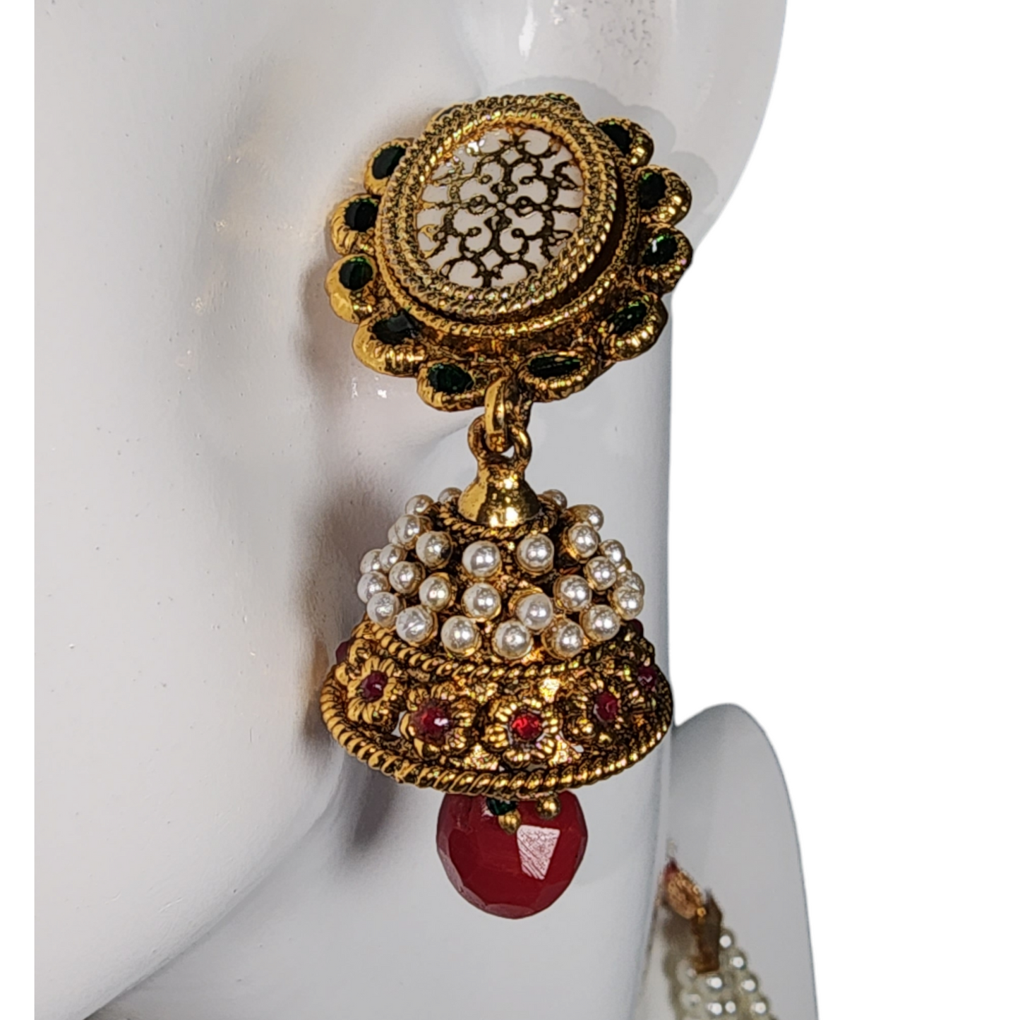Necklaces Set Mugappu Style Ruby Green Cluster High Gold Silver Black Beads Finish Party Wear