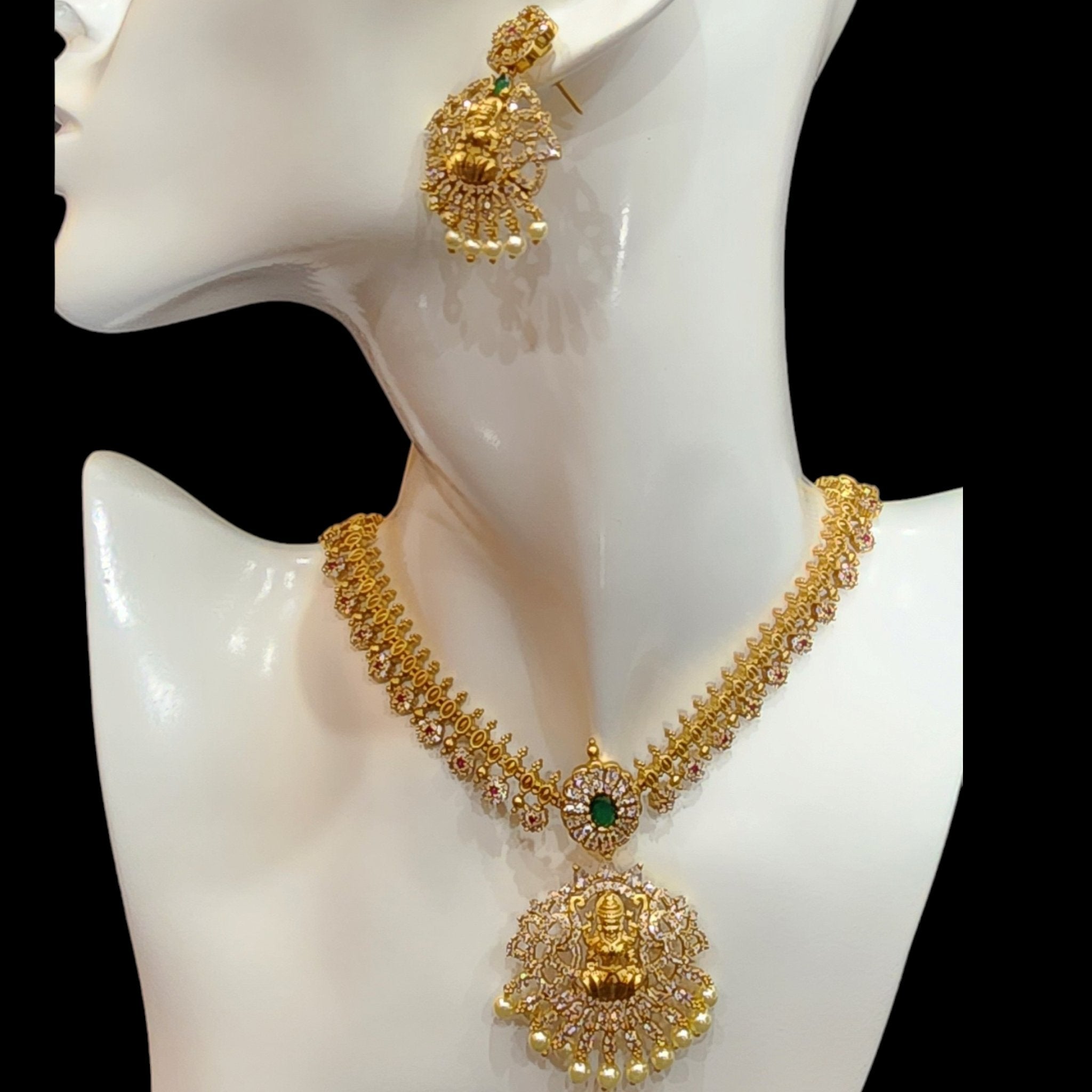 Fancy Jewelry Collection – ClickstoCart Inc.