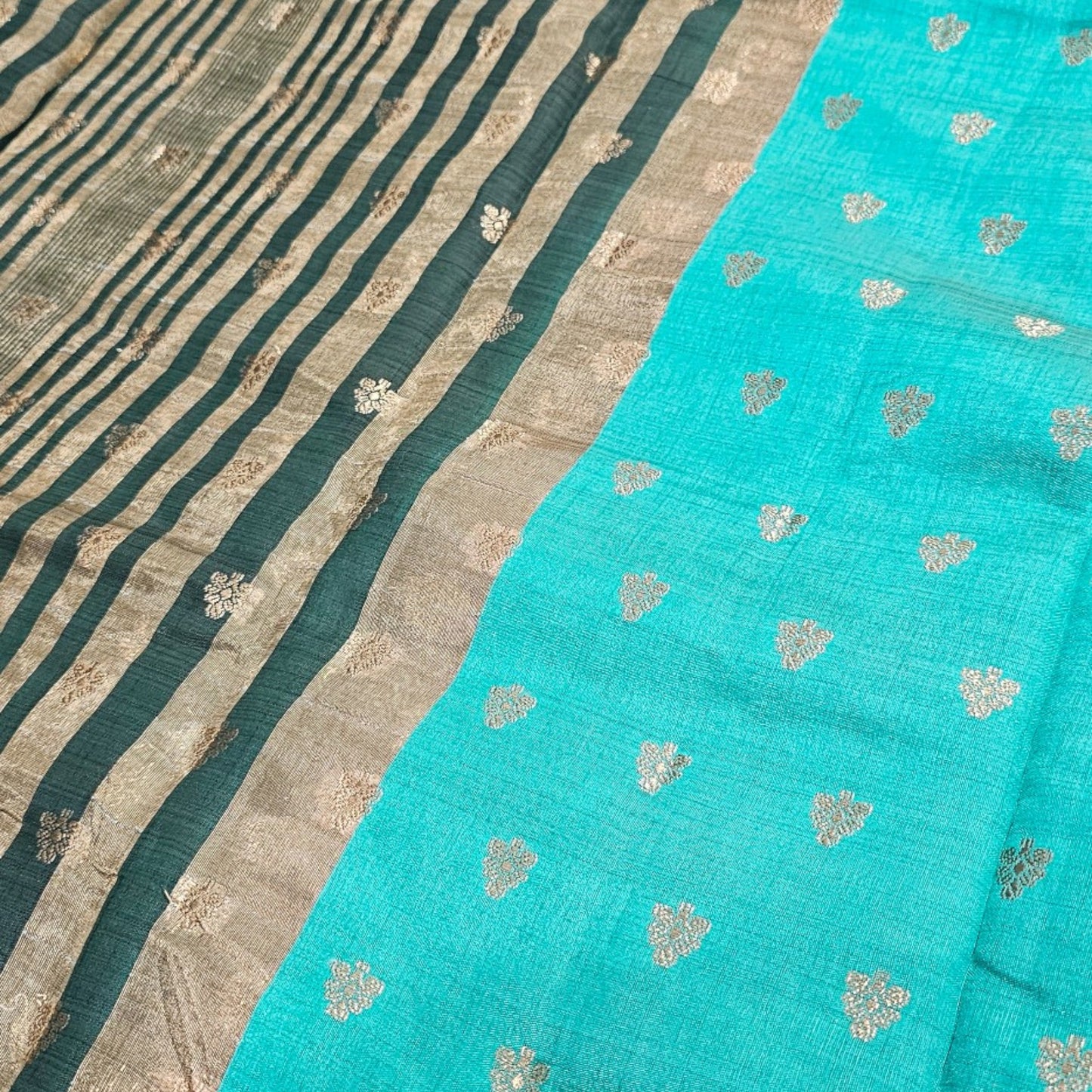 border of Semi Silk Cotton Saree